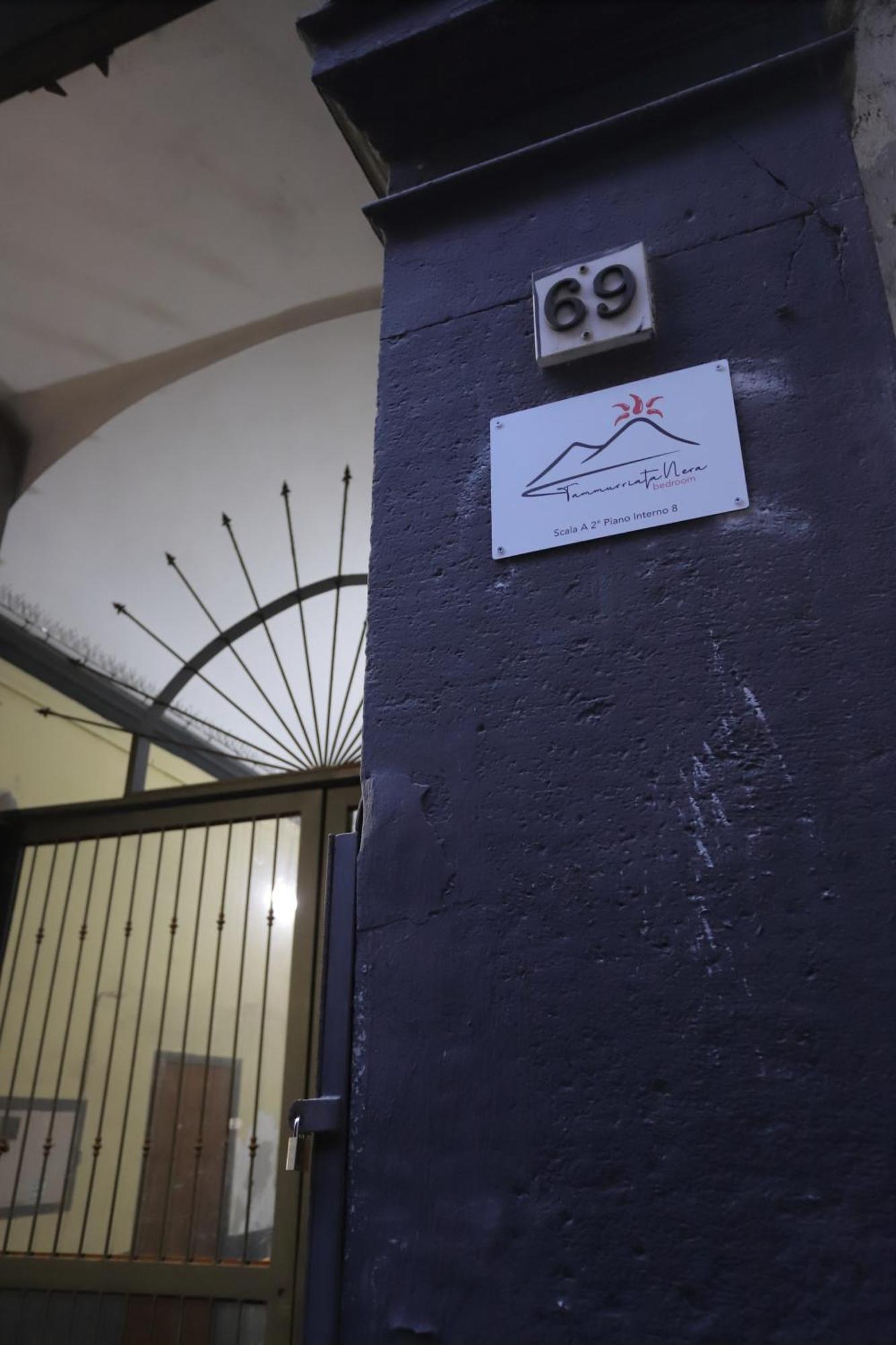 Tammurriata Nera Bedroom Napoli Exterior foto