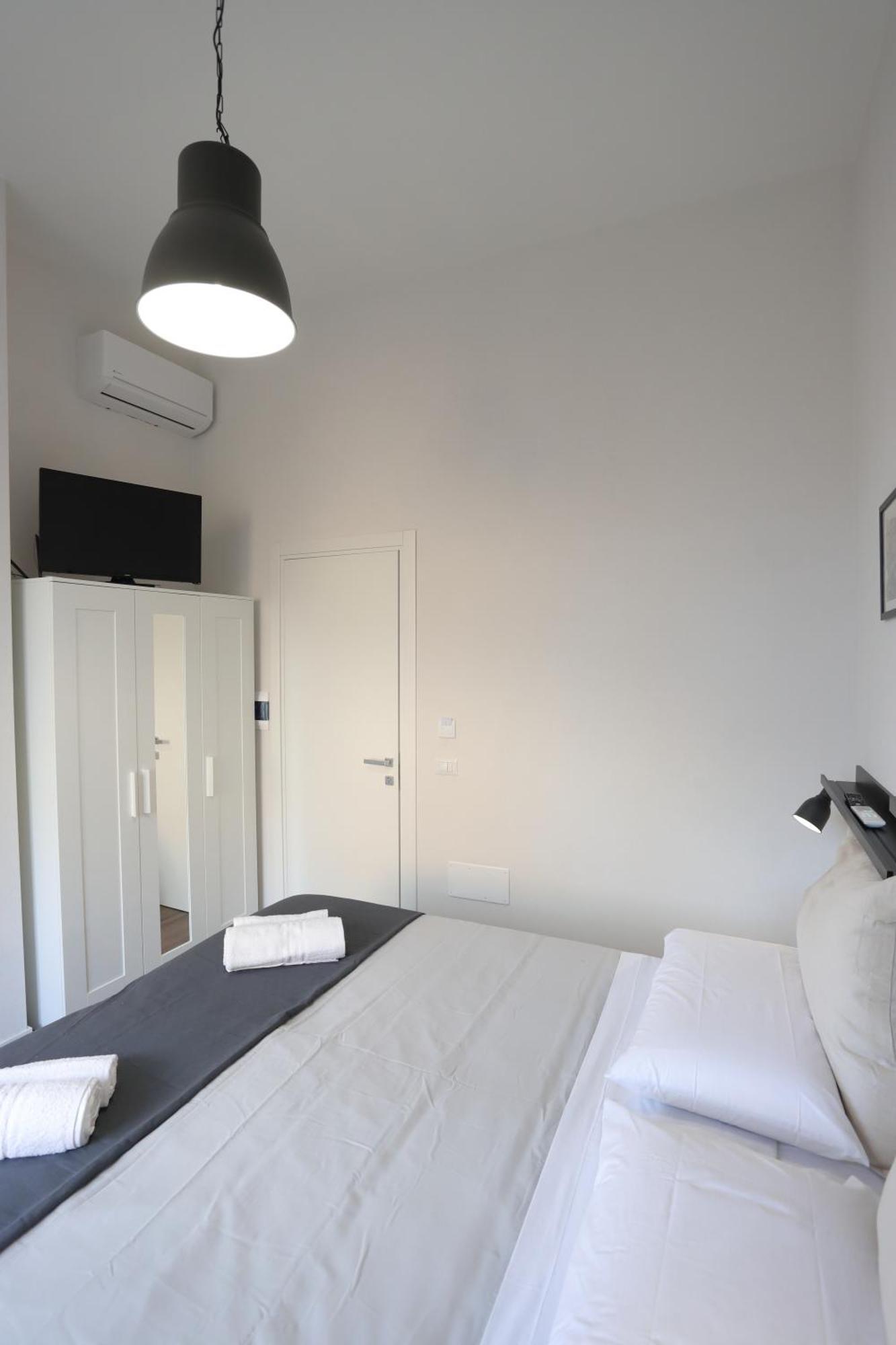 Tammurriata Nera Bedroom Napoli Exterior foto